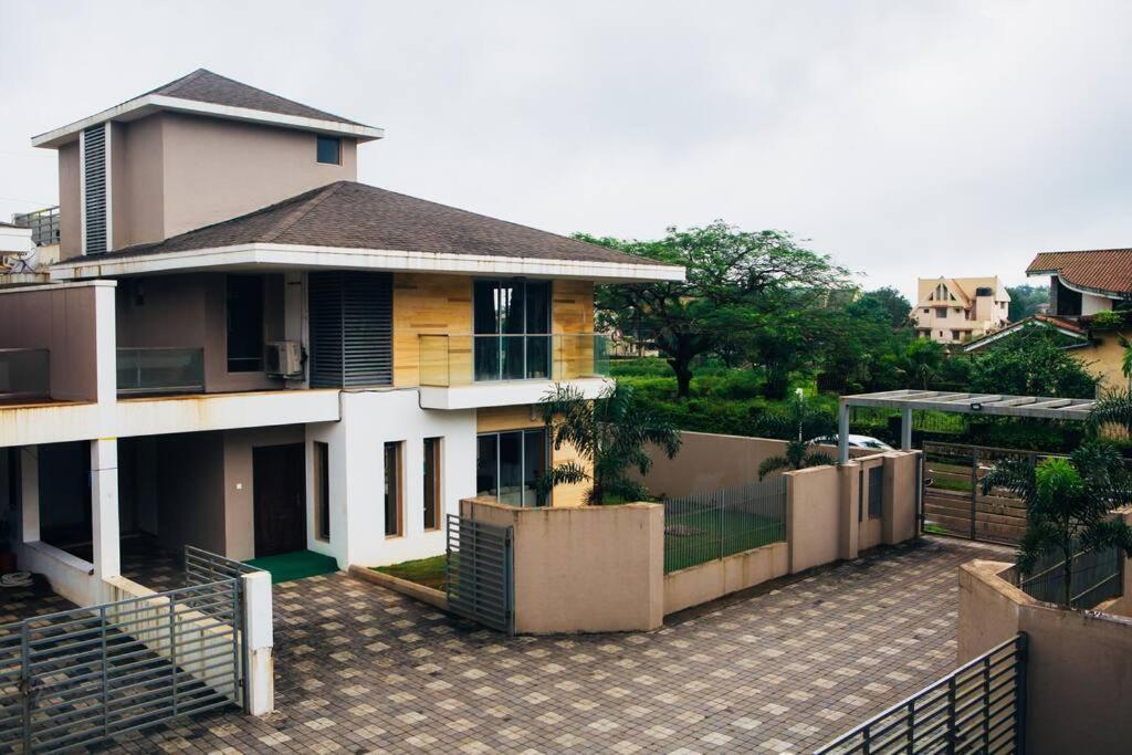 Unit 4 By Red Stone Villas Lonavala Esterno foto